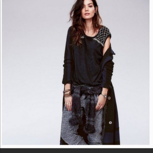 FREE PEOPLE Milo Metallic Shimmer Knit Jogger Pants - Picture 7 of 13